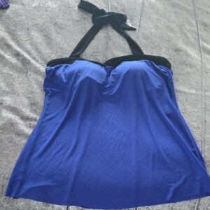 Venus Size 8 Halter Tankini